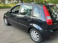 Gebraucht Ford Fiesta 69 PS (50 kW) 2004 Schwarz Kleinwagen