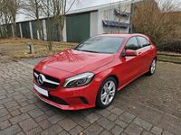 Gebraucht Mercedes A180 122 PS (89 kW) 2017 Rot Limousine