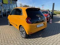 Gebraucht Renault Twingo 60 kW (82 PS) 2023 Gelb Kleinwagen