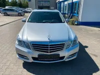 Gebraucht Mercedes E300 231 PS (169 kW) 2011 Iridiumsilber Limousine