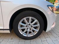 Gebraucht VW Passat Trendline 120 PS (88 kW) 2015 Weiß Kombi