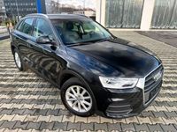 gebraucht Audi Q3 2.0 TDI design NAVI*LEDER*XENON*PDC*SHZ*1HAND