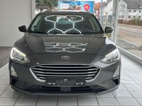 Gebraucht Ford Focus 120 PS (88 kW) 2020 Grau Kombi