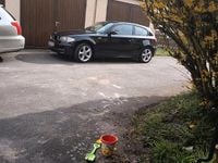 Gebraucht BMW 118 140 PS (102 kW) 2008 Schwarz Kleinwagen