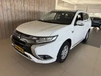 Gebraucht Mitsubishi Outlander P-HEV 135 PS (99 kW) 2021 Weiß SUV