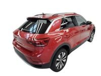 Używany VW T-Roc Move 110 KM (80 kW) 2023 Czerwony SUV