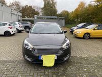 gebraucht Ford Focus Turnier 1.5 TDCi DPF Start-Stopp-System Aut. Titan