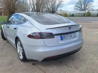 Usata Tesla Model S 386 kW (525 CV) 2017 Argento Utilitaria