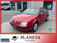 Gebraucht VW Bora Comfortline 105 PS (77 kW) 2003 Rot Limousine
