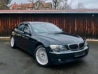 Second-hand BMW 740 306 CP (225 kW) 2005 Negru Berlinǎ