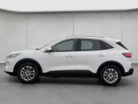 Gebraucht Ford Kuga Titanium 224 PS (164 kW) 2022 Frozen white SUV