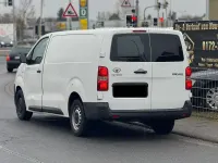 Używany Toyota Proace 122 KM (89 kW) 2021 Biały Minivan