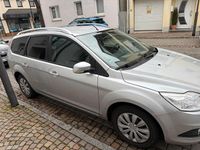 Gebraucht Ford Focus 101 PS (74 kW) 2010 Silber Kombi