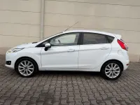 Gebraucht Ford Fiesta Titanium 101 PS (74 kW) 2016 Weiß Kleinwagen