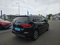 Gebraucht VW Touran Highline 150 PS (110 kW) 2022 Schwarz metallic Van / Kleinbus
