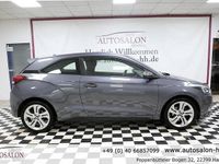 Gebraucht Hyundai i20 Style 101 PS (74 kW) 2016 Grau Coupé