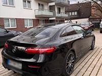 Second-hand Mercedes 220 194 CP (142 kW) 2017 Negru Coupe