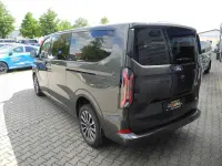 Neu Ford Tourneo Titanium 170 PS (125 kW) 2026 Grau Van / Kleinbus