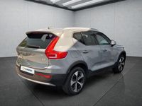 Gebraucht Volvo XC40 Core 163 PS (119 kW) 2024 Grün SUV