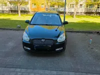 Usata Hyundai Accent 97 CV (71 kW) 2009 Nero Berlina