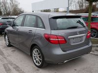 gebraucht Mercedes B180 URBAN * 7G-DCT * LED HIGH SCHEINWERFER * NAVI GARMIN * PARK-ASSISTENT * RÜCKFAHRKAMERA