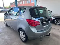 Gebraucht Opel Meriva Edition 101 PS (74 kW) 2010 Silbersee/silver lake Van / Kleinbus