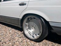 Gebraucht Mercedes 560 242 PS (177 kW) 1986 Weiß Limousine