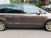 Gebraucht VW Sharan Highline 200 PS (147 kW) 2013 Toffeebraun metallic Van / Kleinbus