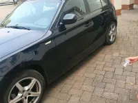 Gebraucht BMW 116 116 PS (85 kW) 2010 Schwarz Kleinwagen