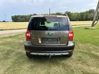 Gebraucht Skoda Yeti Ambition 110 PS (80 kW) 2013 Bronze SUV