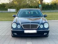 Gebraucht Mercedes E320 Avantgarde 197 PS (144 kW) 2000 Violet Limousine