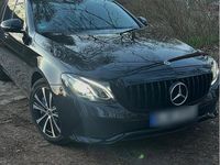 Second-hand Mercedes E300 306 CP (225 kW) 2019 Negru Break