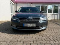 Gebraucht Skoda Superb 190 PS (139 kW) 2016 Grau Kombi