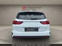 Gebraucht Kia Ceed Vision 101 PS (74 kW) 2024 Weiß Kleinwagen