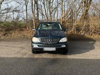 Gebraucht Mercedes ML270 163 PS (119 kW) 2003 Blau SUV