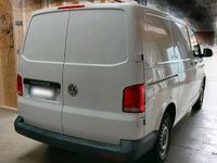 Second-hand VW Transporter 150 CP (110 kW) 2020 Alb Van