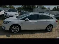 Gebraucht Opel Astra Innovation 200 PS (147 kW) 2016 Weiß Kombi