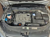 Gebraucht VW Passat 140 PS (102 kW) 2012 Silber Kombi