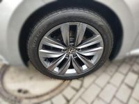 Gebraucht VW Arteon Elegance 150 PS (110 kW) 2023 Pyritsilber metallic Kombi