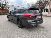 Gebraucht Ford Focus ST-Line 120 PS (88 kW) 2019 Grau Limousine