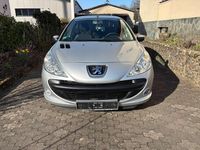 Gebraucht Peugeot 206 75 PS (55 kW) 2010 Silber Limousine