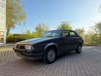 Używany Alfa Romeo 75 148 KM (108 kW) 1989 Szary Sedan/Limuzyna