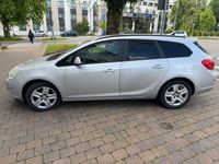 gebraucht Opel Astra Sport 2.0 CDTI Sport Automatik TOP Zustand