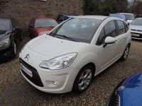 Gebraucht Citroën C3 Tendance 73 PS (53 kW) 2010 Lack weiss banquise/deckende Kleinwagen