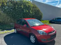 Używany Ford Fiesta 80 KM (58 kW) 2007 Czerwony Hatchback