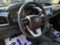 Gebraucht Toyota HiLux 150 PS (110 kW) 2023 Weiß Abholung