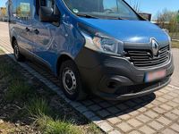 Gebraucht Renault Trafic 120 PS (88 kW) 2017 Blau Van / Kleinbus