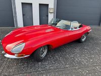 Gebraucht Jaguar E-Type 209 PS (153 kW) 1963 Rot Cabrio
