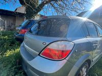 Gebraucht Opel Astra 105 PS (77 kW) 2004 Silber Kleinwagen