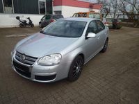 Gebraucht VW Jetta Trendline 105 PS (77 kW) 2008 Silber Limousine